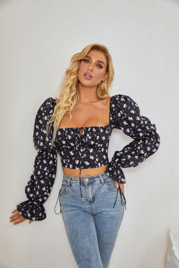 Long puff sleeve floral crop top Long puff sleeve floral crop top